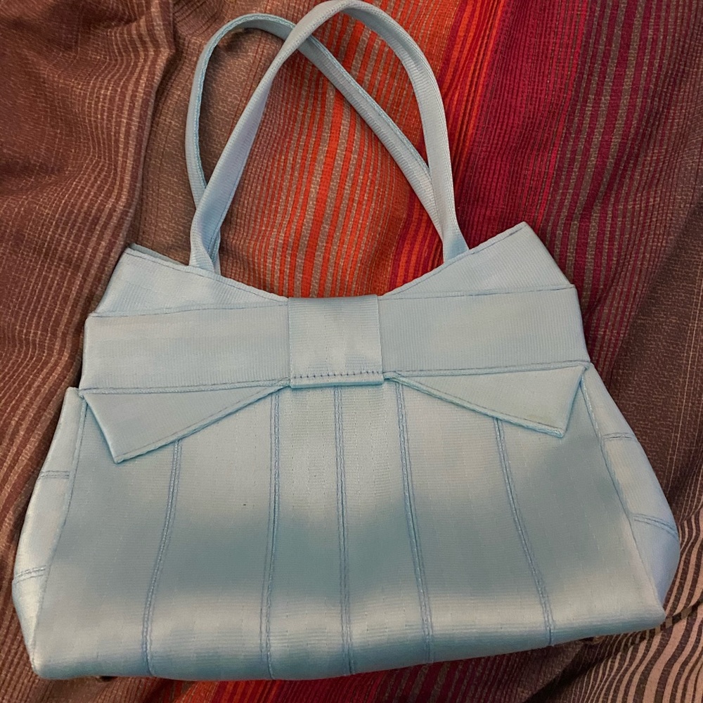 Harvey’s Blue Bow Bag